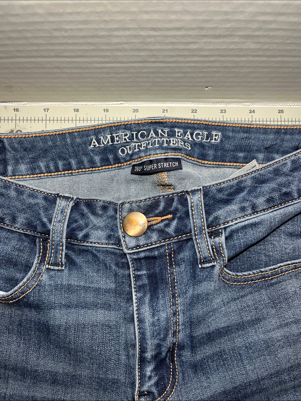 American Eagle Outfitters Dark Blue Women's Skinny Jeans - Picture 2 of 9